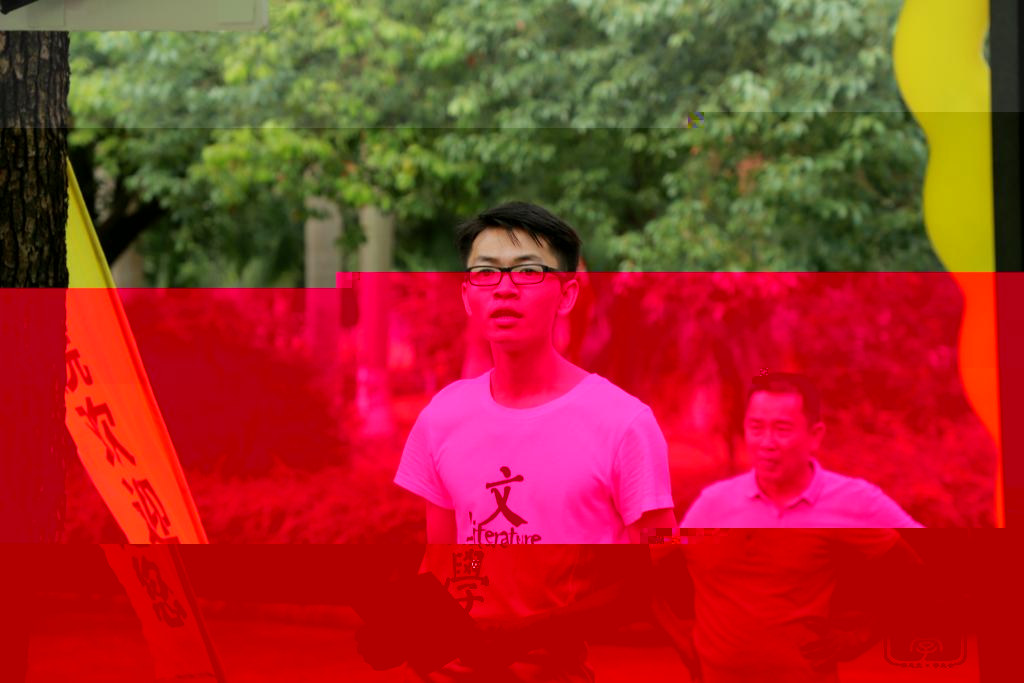 文學系副主任何順發老師莅臨指導